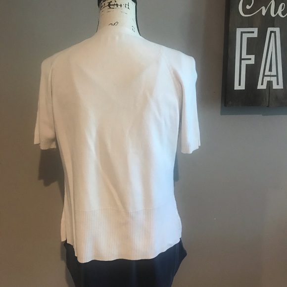 🌺Ann Taylor Loft M white cardigan perfect ! - Picture 5 of 7